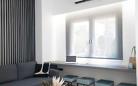 Psaron Suites Near Piraeus Port